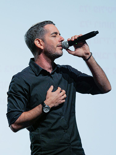 דביר דהן בהופעה